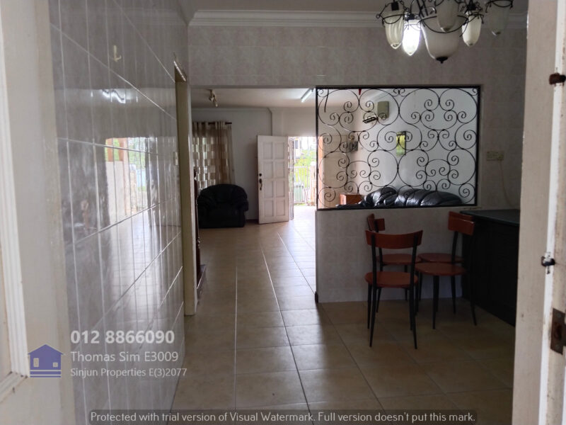 Double Storey Intermediate Terrace House Stapok Selatan Kuching for SALE