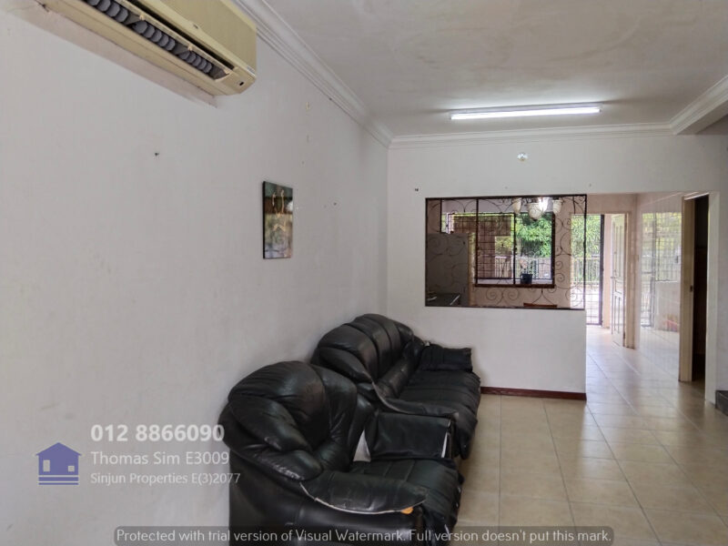 Double Storey Intermediate Terrace House Stapok Selatan Kuching for SALE