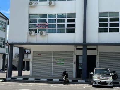 For RENT Ground floor Corner Shoplot Pines Square MJC Batu Kawa Kuching