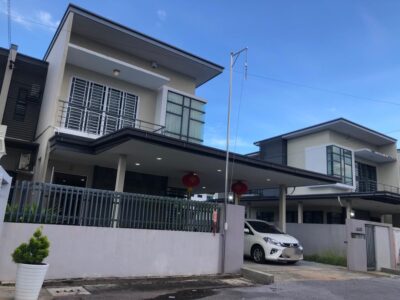 For Sale Moyan Semi Detached House @ Jalan Batu kawa Matang kuching