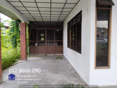 Semi Detached House main road Jalan Green Kuching for SALE