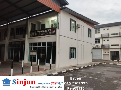 FOR RENT Shop house Pines square commercial 2 storey CORNER GROUND FLOOR behind UNACO Mjc Batu kawah kuching