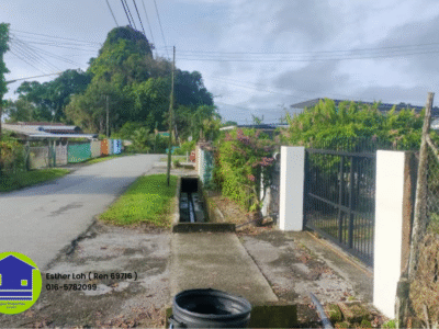 FOR SALE 2 detached houses at Batu 21 Kpg Beratok Serian Kuching Road