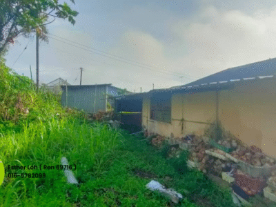 FOR SALE 2 detached houses at Batu 21 Kpg Beratok Serian Kuching Road