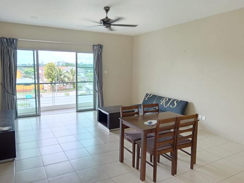 Riveria Bay Apartment Corner unit FOR SALE