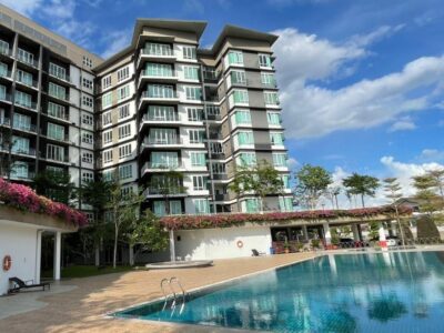 The Royalle Condominium
