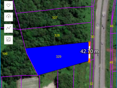 20th Mile Serian-Kuching Pan Borneo Highway first lot vacant agriculture land.