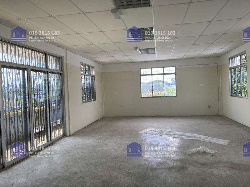 Retail Space at Jalan Tun Datuk Patinggi Haji Abdul Rahman Yakub, Matang, Kuching For Rent