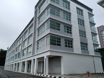 5 storey shop Corners with Lift Hospital Umum Sarawak for RENT