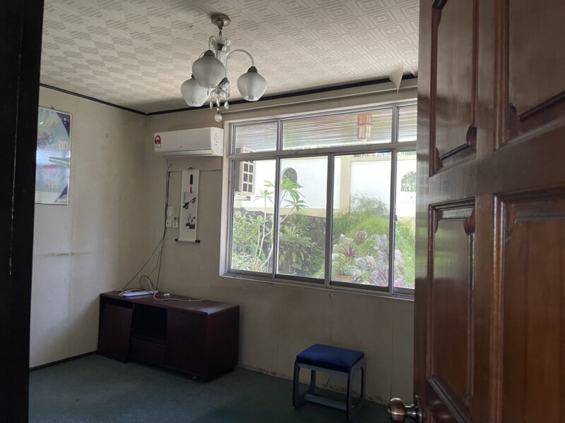 Peace Road behind Chung Hua Middle School No. 1 double storey detached house.