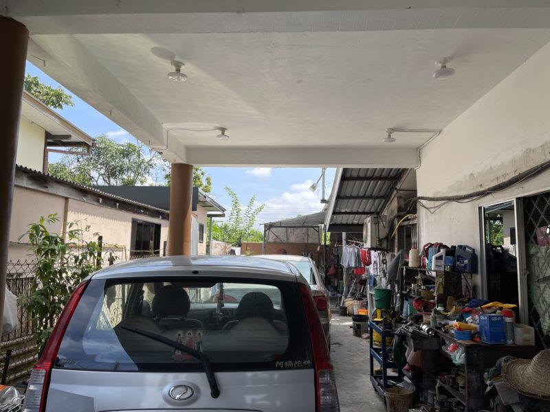 Lorong Bintawa 7 double storey semi detached house.