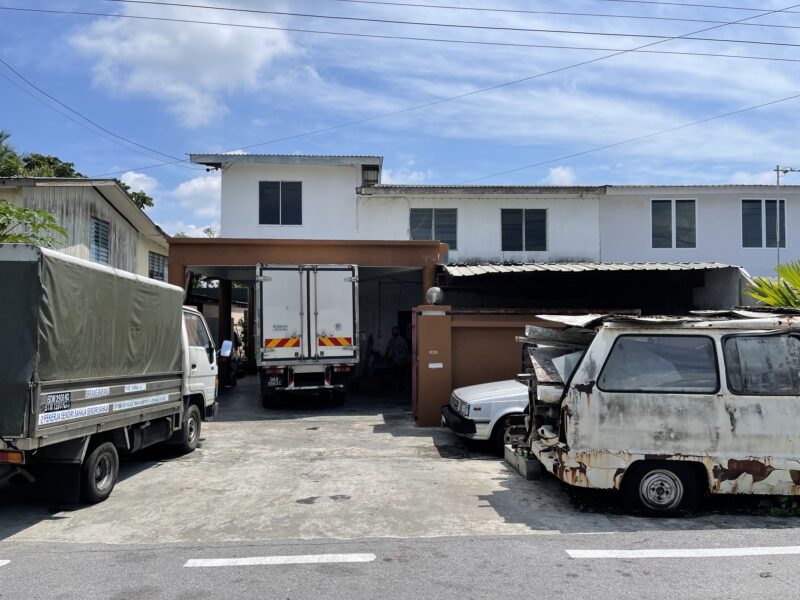 Lorong Bintawa 7 double storey semi detached house.