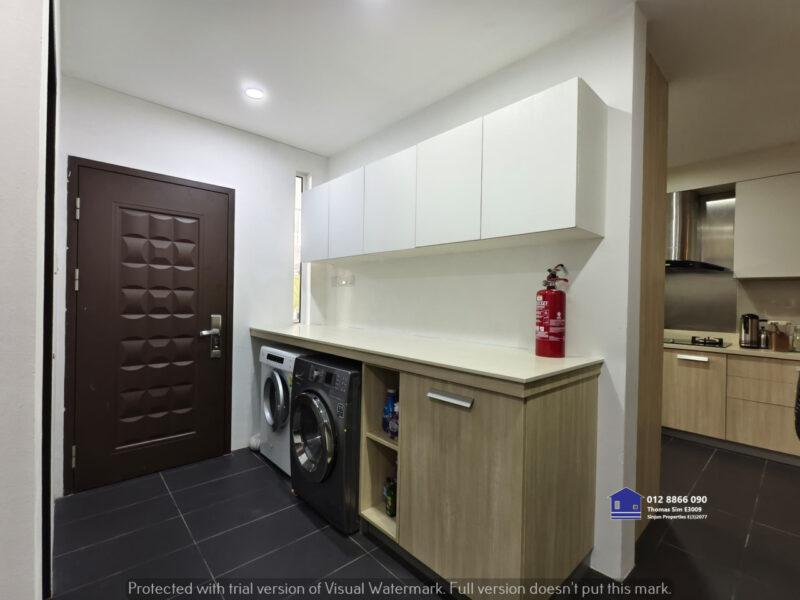 Well Furnished 3-Storey Intermediate Terrace Palm Residence Jln Stapok Utama Kuching FOR SALE