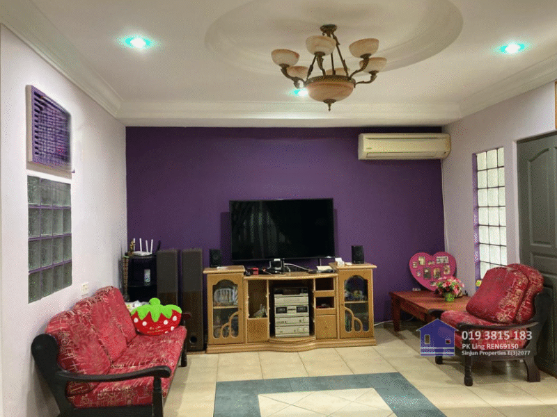 Double Storey Semi-Detached House at Taman Charming, Sungai Maong Ulu, Kuching For Sale