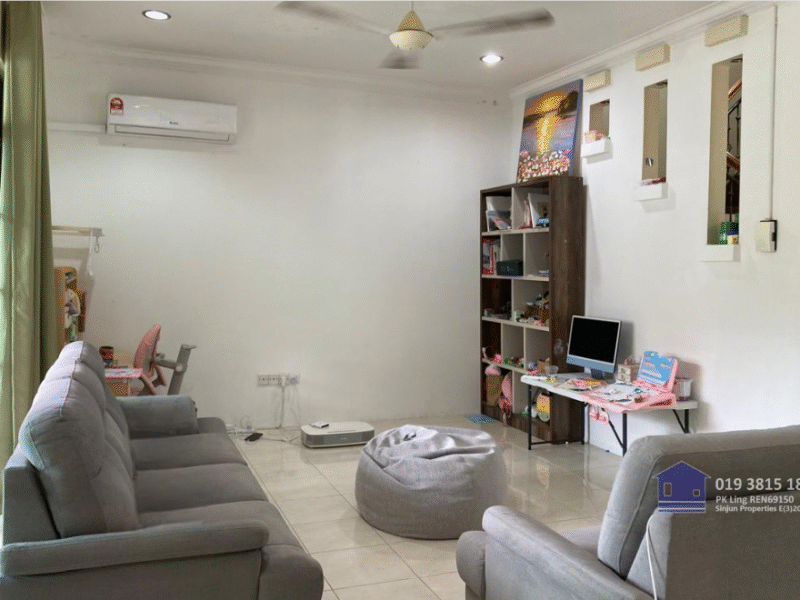 Double Storey Semi-Detached House at MJC Mutiara, Jalan Batu Kawa, Kuching For Sale
