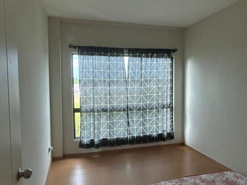 FOR SALE Moyan Link Townhouse (upper unit) jalan batu kawa Matang kuching