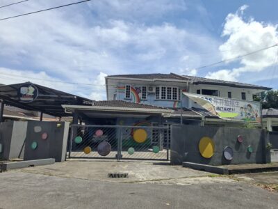 Semi-detached double storey house at Green Heights, Kuching