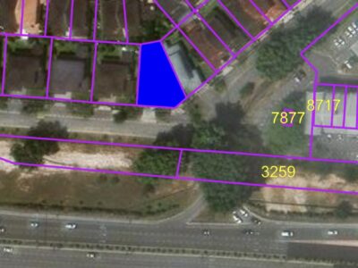 Semi-detached double storey house at Green Heights, Kuching
