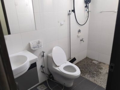 Tropics Condo Room for RENT Swinburne Uni Jalan Song King Center Kuching