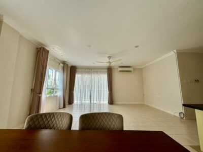Riveria Bay 1st Floor Large Corner Unit for Sale