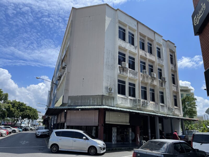 Jalan Petanak 4-storey super size corner commercial shop.