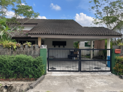 Single Storey Semi-Detached House at Taman Greenwood, 9th Mile Jalan Penrissen, Samarahan For Sale