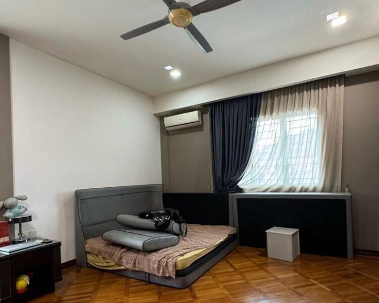 Double Storey Detached House at Jalan Kapor, Kuching For Sale