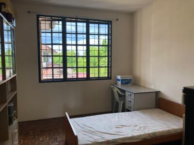 Double Storey Intermediate Terraced House at Jalan Stapok, Kuching For Sale