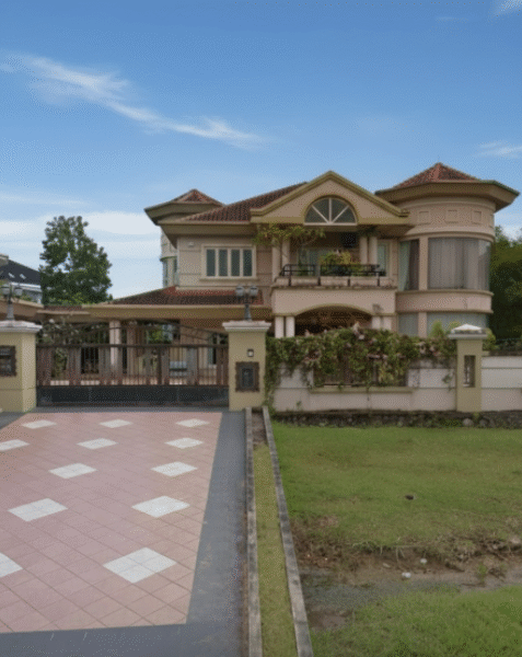 Double Storey Detached House at Sunny Hill Garden, Jalan Batu Kawa, Kuching For Sale