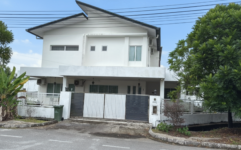 Double Storey Corner Terraced house at Nex Residen, Kota Samarahan For Sale