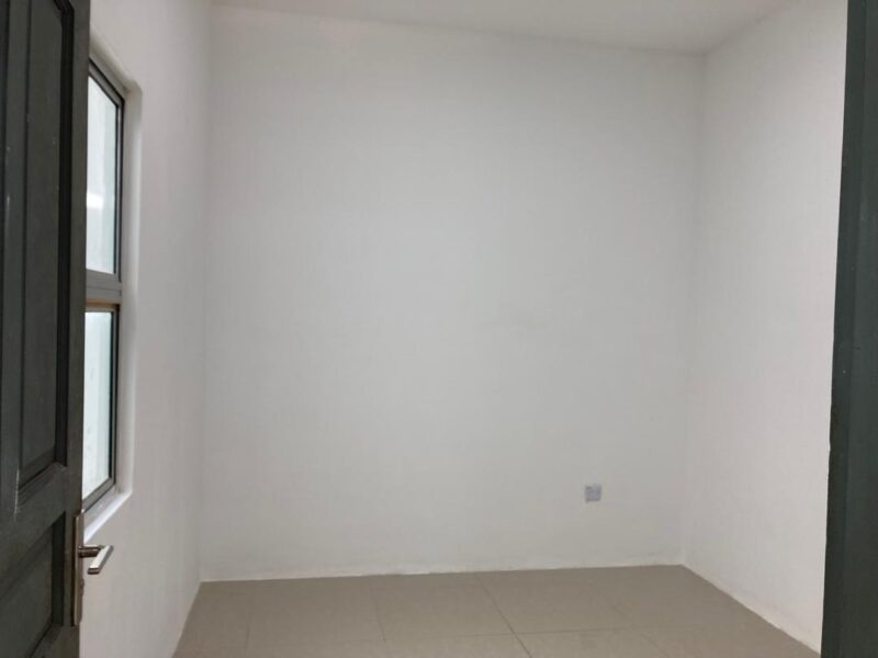 Single Storey Semi-Detached House at Jalan Landeh, 10th Mile Kota Padawan For Sale
