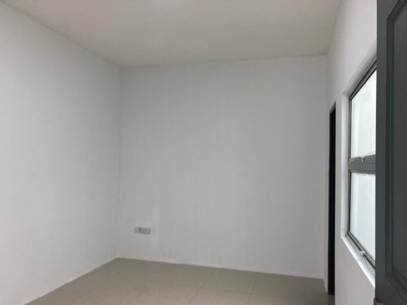 Single Storey Semi-Detached House at Jalan Landeh, 10th Mile Kota Padawan For Sale
