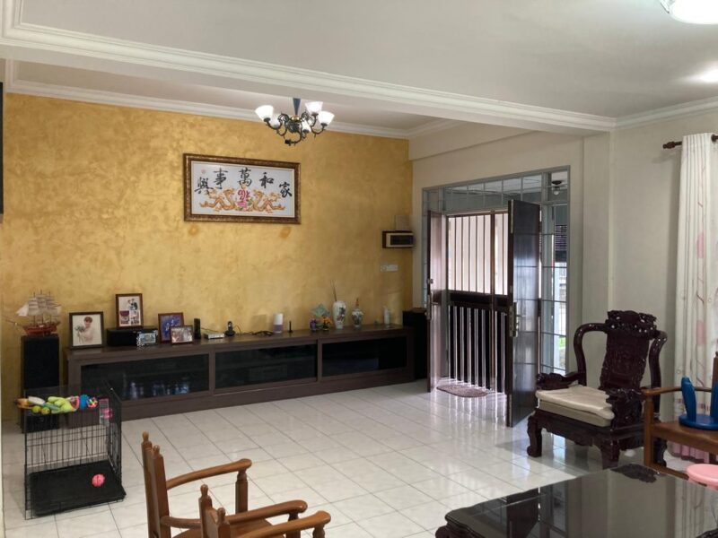 Double Storey Semi-Detached House at Pelita Heights, BDC Kuching For Sale