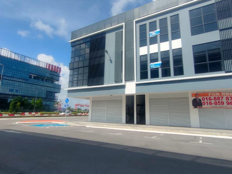 FOR RENT SHOP HOUSE Whole Block The NORTHBANK NBCC kuching Samarahan Express Way