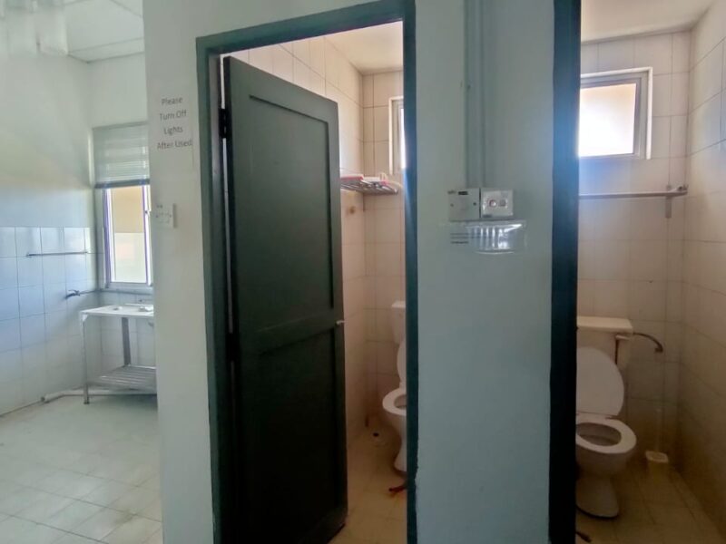 FOR RENT Ground Floor intermediate Shophouse jalan baruddin kuching