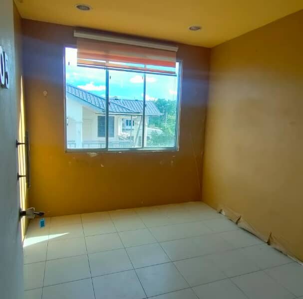 FOR RENT Ground Floor intermediate Shophouse jalan baruddin kuching