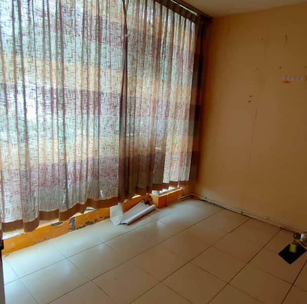FOR RENT Ground Floor intermediate Shophouse jalan baruddin kuching