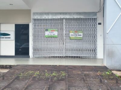 FOR RENT Ground Floor intermediate Shophouse jalan baruddin kuching