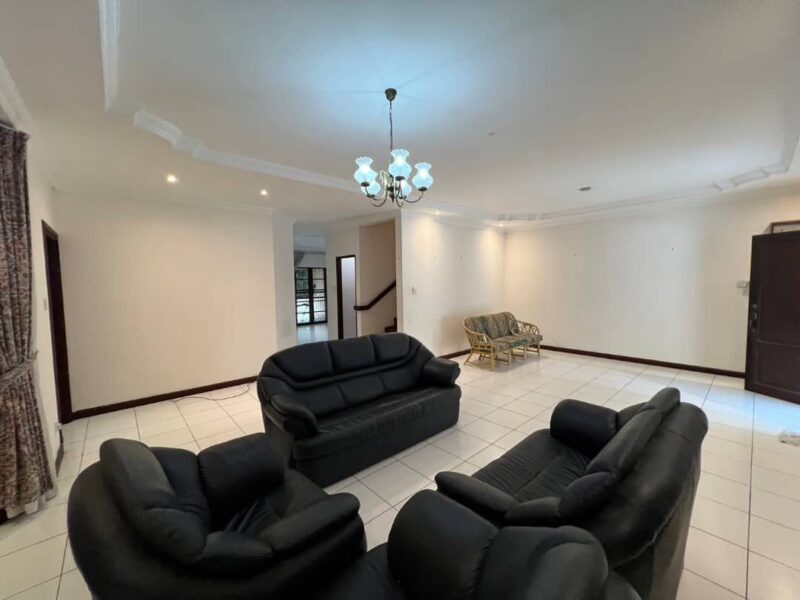 FOR SALE: Semi-Detached House Asking Price: RM 1,300,000 (Negotiable) | Tabuan Jaya, Kuching