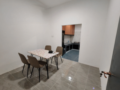 Single Storey Intermediate Terraced House at Stakan Mewah, 7th Mile Jalan Stakan, Kuching For Rent