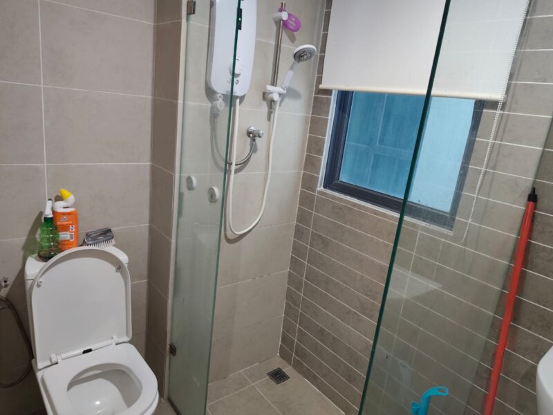 LD Legenda KOZI SQUARE Hosp Umum Sarawak Level 3A Unit Near Lift for RENT