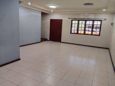 Double Storey Intermediate Terrace at Jalan Song Kuching For RENT