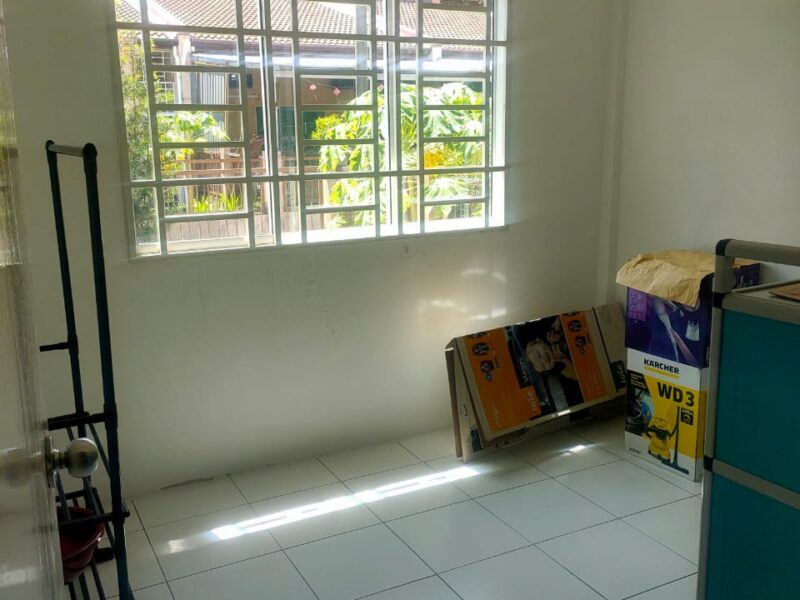 FOR RENT Desa wira Single Storey Terraced House MJC Jalan Batu kawa kuching