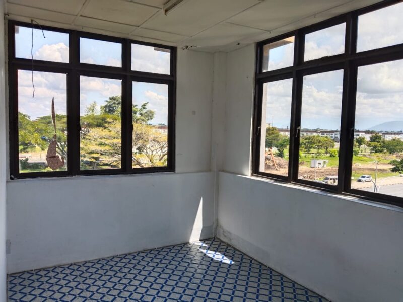 MJC Batu Kawa Corner Shop-Apartment Facing Main Road FOR RENT