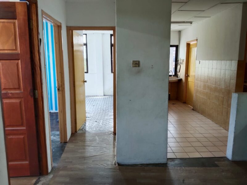 MJC Batu Kawa Corner Shop-Apartment Facing Main Road FOR RENT