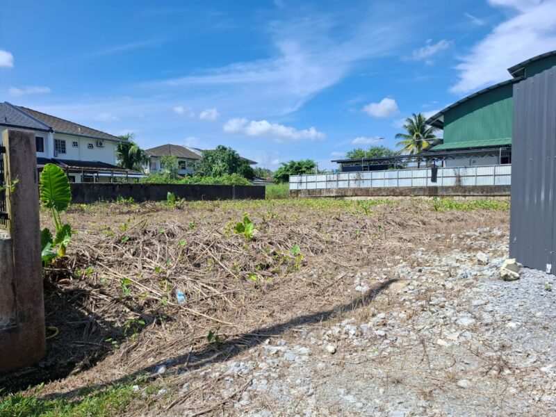 Good prime detached lot at Lorong Stampin Barat 4, Hui Sing, Kuching For SALE
