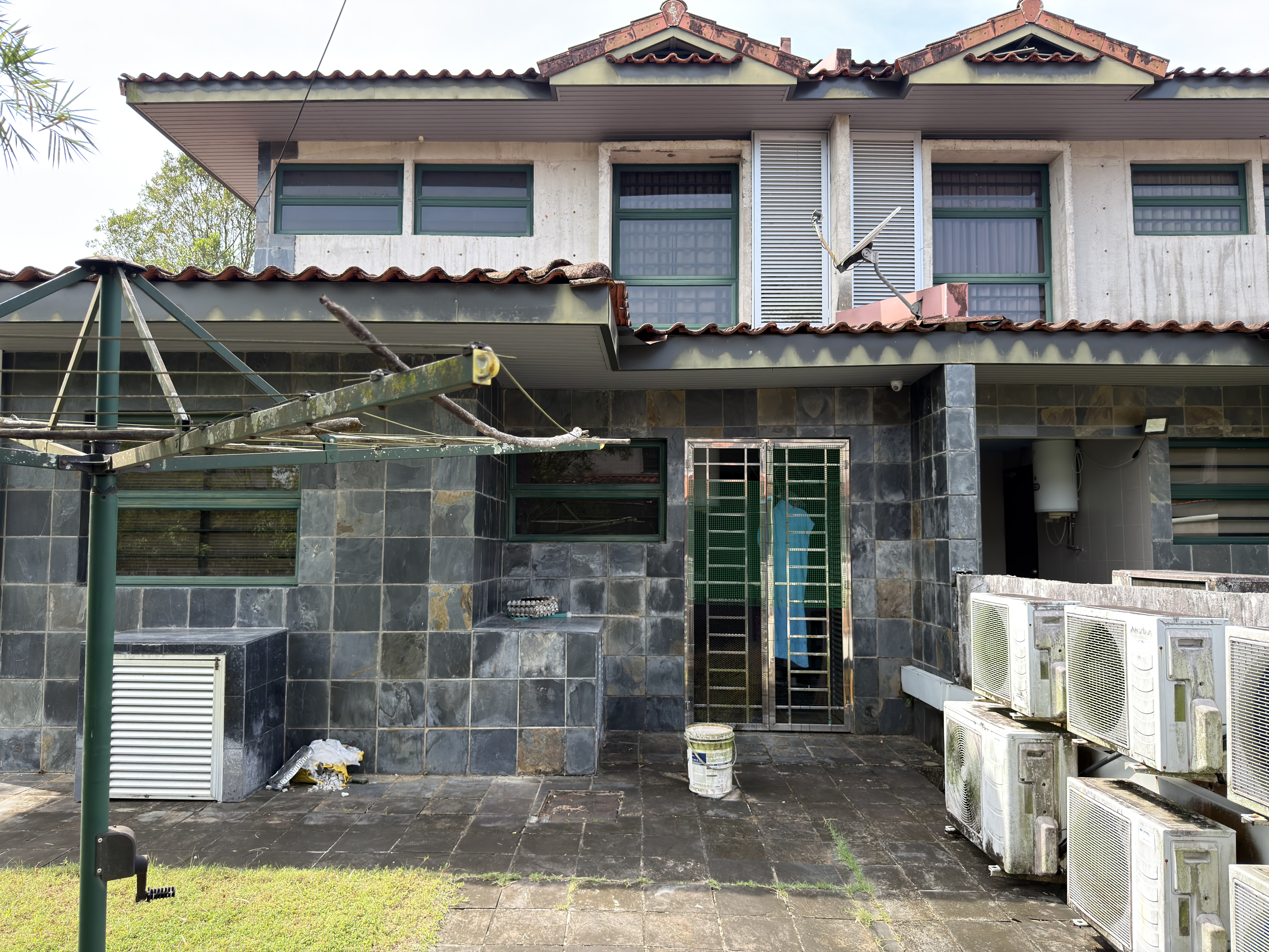 Fully Furnished Double Storey Terrace Corner Gem at Sinar Serapi – Spacious 4-Bedroom Family Home for Only RM550K!