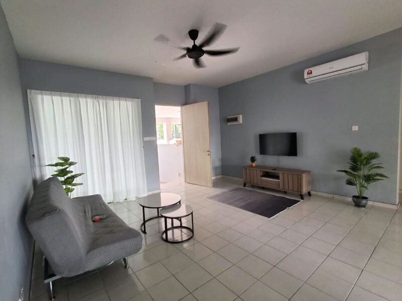 FOR RENT MJC One Residency gated House Jalan batu kawa Kuching