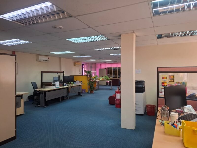 Prime 1st Floor office shoplot for Rent at Jln Tun Ahmad Zaidi Adruce/Palm road