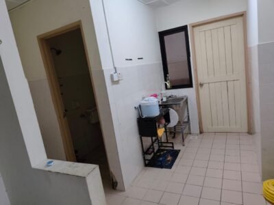 MJC Batu Kawa Intermediate Shop-Apartment top floor FOR RENT
